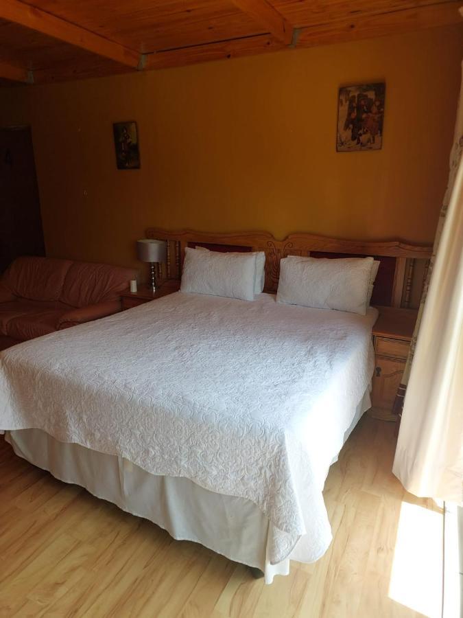 Lion Rock View Guesthouse 마세루 외부 사진